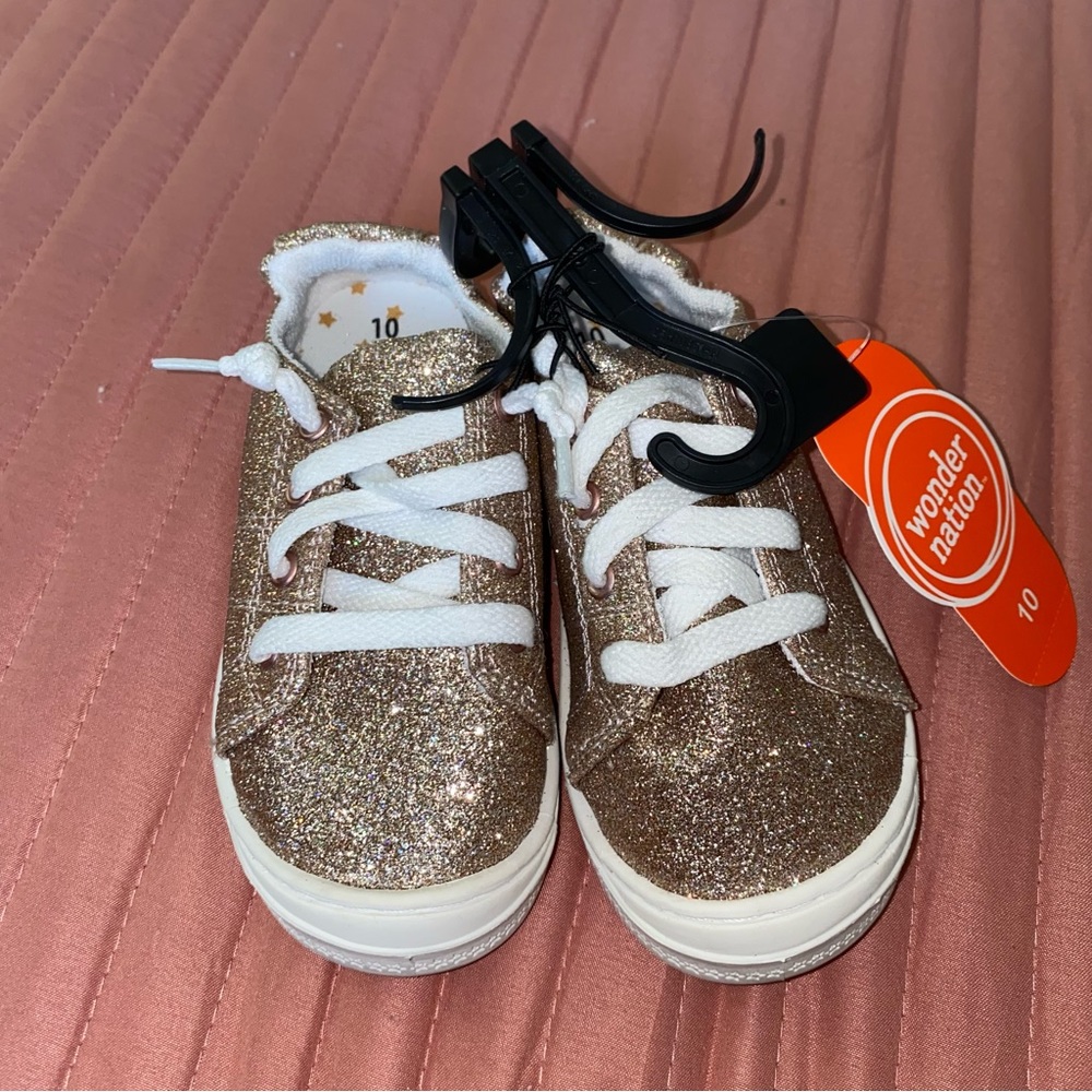 Wondernation | girls gold sparkle sneakers size 10